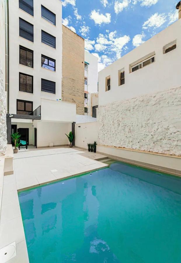 Apartamentos Breton 17 Suite Con Terraza อาลิกันเต ภายนอก รูปภาพ