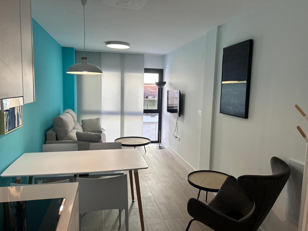 Apartamentos Breton 17 Suite Con Terraza อาลิกันเต ภายนอก รูปภาพ